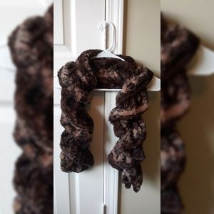 Faux Fur Animal Print Neck Warmer